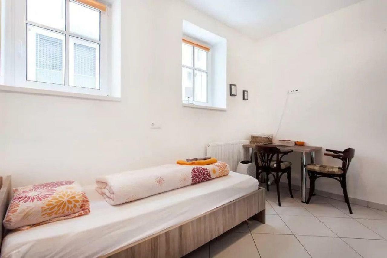 Apartments Fabrka リュブリャナ エクステリア 写真