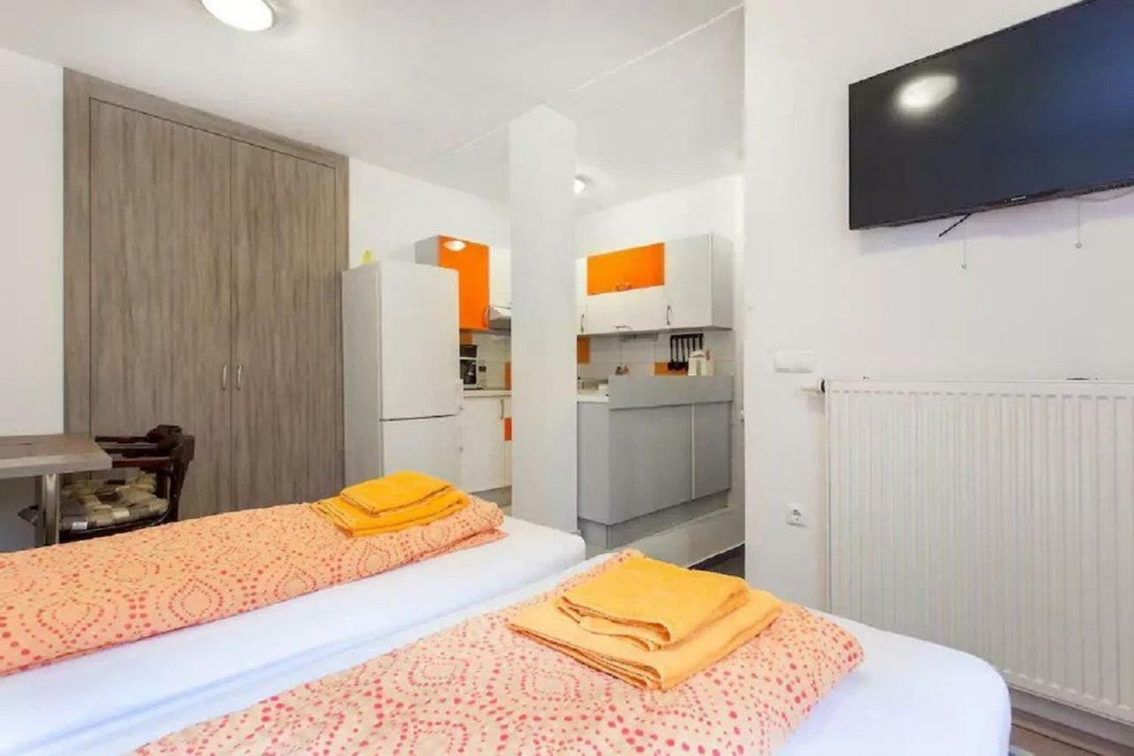 Apartments Fabrka リュブリャナ エクステリア 写真