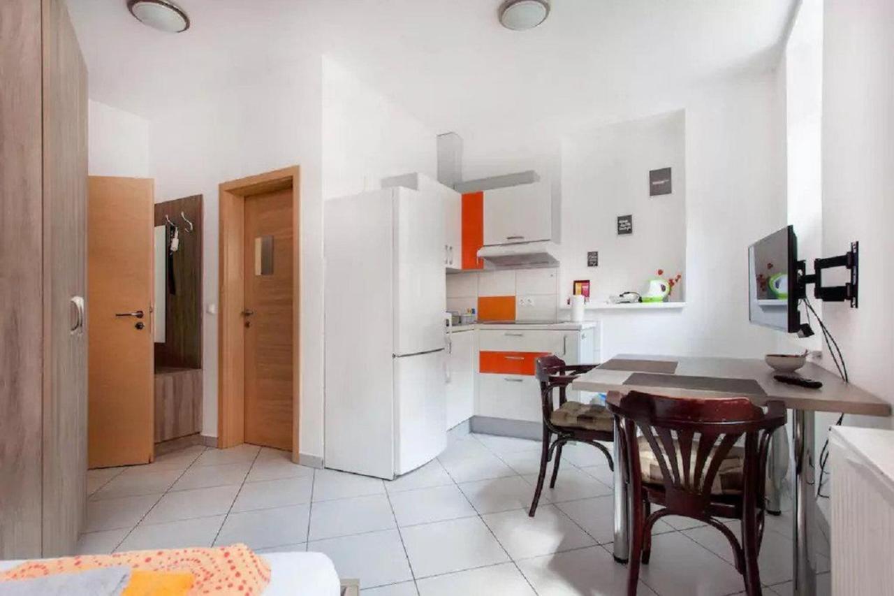 Apartments Fabrka リュブリャナ エクステリア 写真